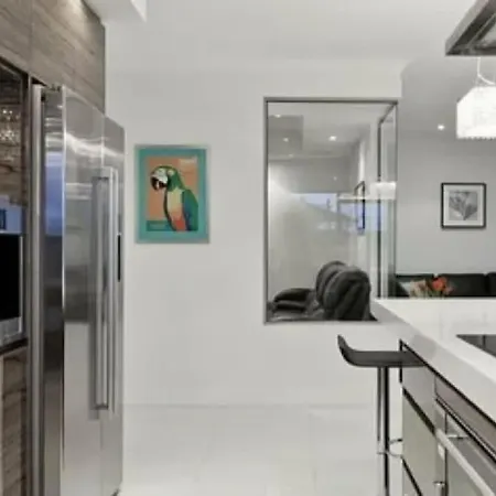 Luxurious Aparment With A View Of The Eiffel Tower Apartment